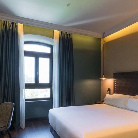 Catalonia Donosti Hotel Сан Себастиан Екстериор снимка