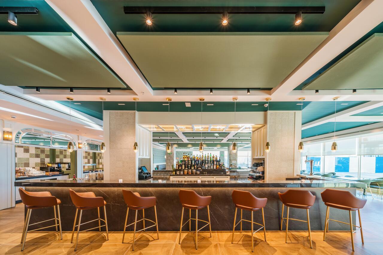 Catalonia Donosti Hotel Сан Себастиан Екстериор снимка