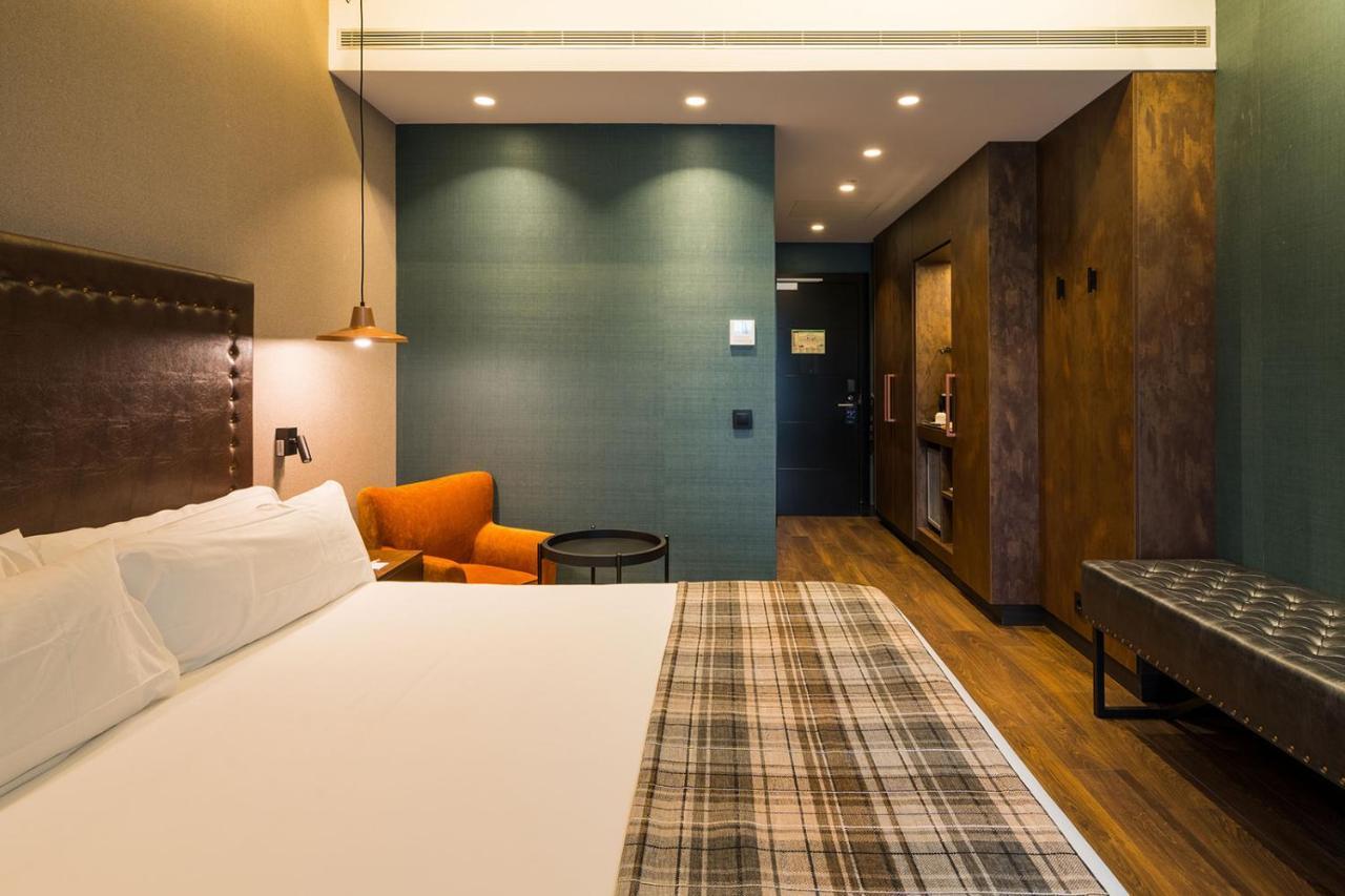 Catalonia Donosti Hotel Сан Себастиан Екстериор снимка