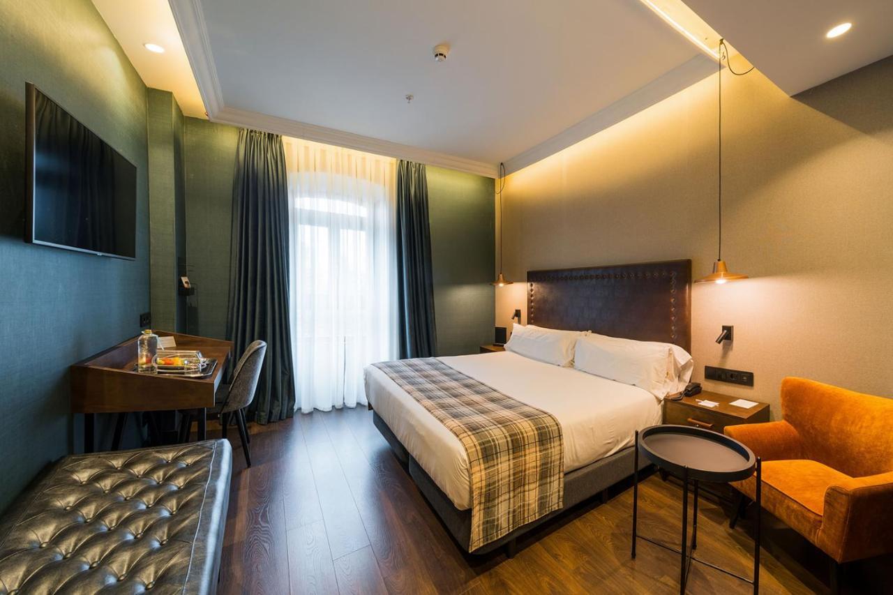 Catalonia Donosti Hotel Сан Себастиан Екстериор снимка