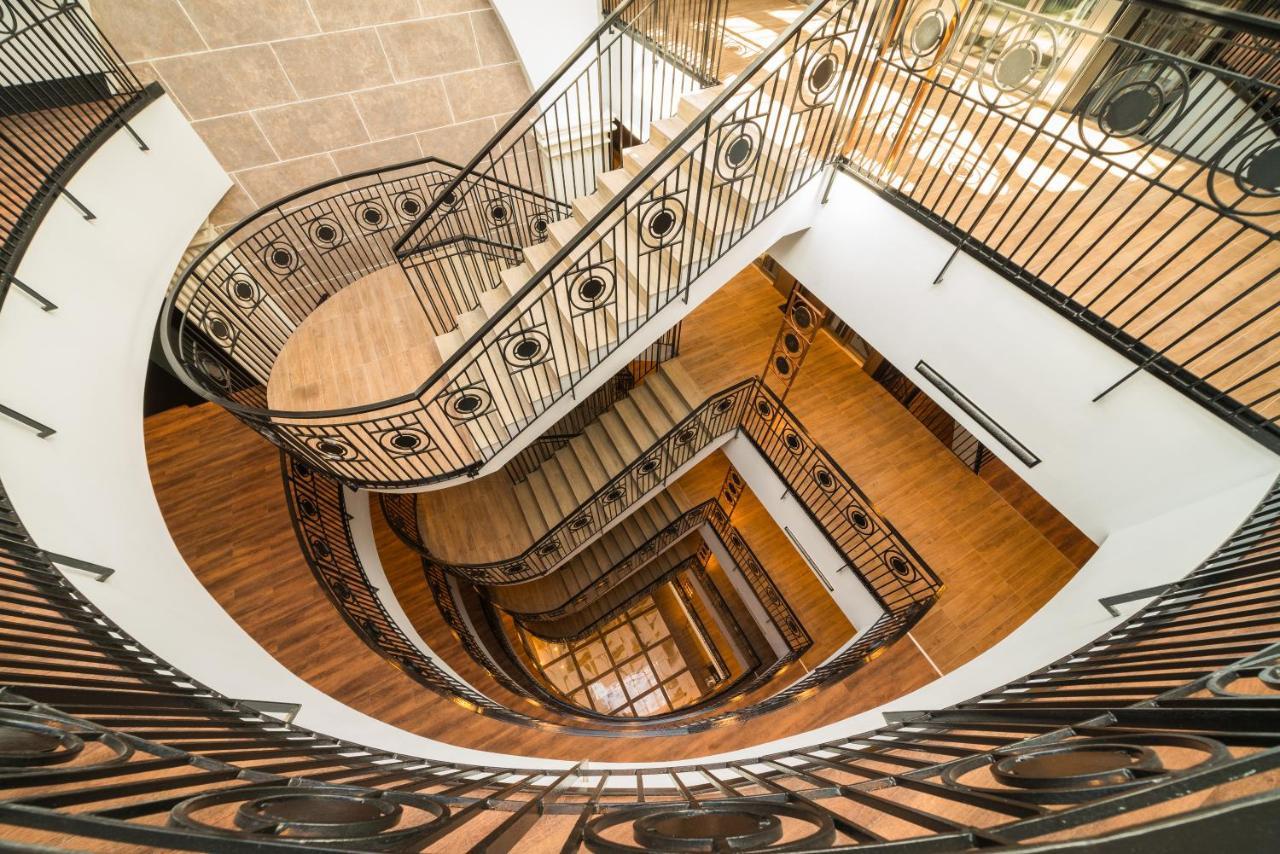 Catalonia Donosti Hotel Сан Себастиан Екстериор снимка