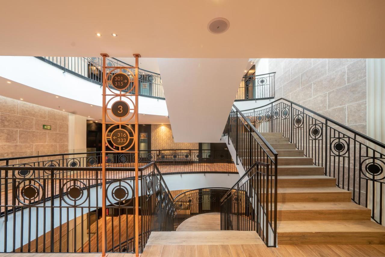 Catalonia Donosti Hotel Сан Себастиан Екстериор снимка